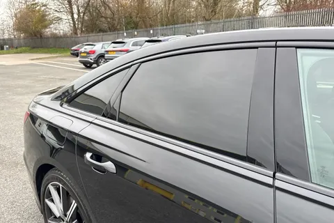 PN75FNZ Audi A6 Saloon Black Edition 50 TFSI e quattro 299 PS S tronic Thumbnail #31
