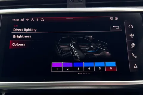 PN75FNZ Audi A6 Saloon Black Edition 50 TFSI e quattro 299 PS S tronic Thumbnail #60