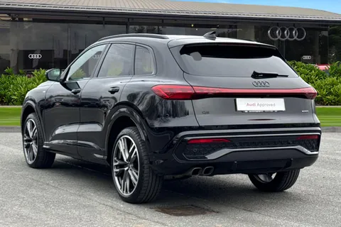 PK75VGA Audi Q5 SUV Edition 1 TDI quattro 204 PS S tronic Thumbnail #3