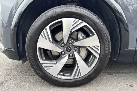 LM25OBD Audi Q6 E-Tron Q6 SUV S line e-tron quattro 285,00 kW Thumbnail #14