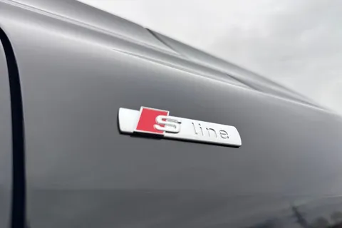 PK75VGA Audi Q5 SUV Edition 1 TDI quattro 204 PS S tronic Thumbnail #29