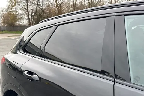 PK75VGA Audi Q5 SUV Edition 1 TDI quattro 204 PS S tronic Thumbnail #32