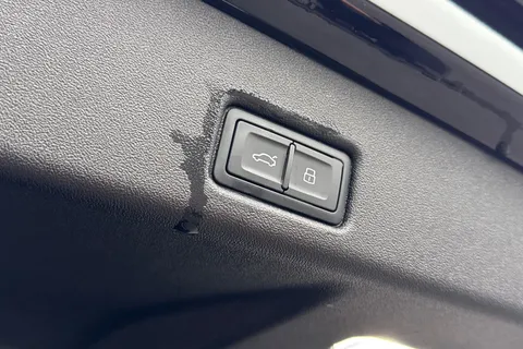 PK75VGA Audi Q5 SUV Edition 1 TDI quattro 204 PS S tronic Thumbnail #38