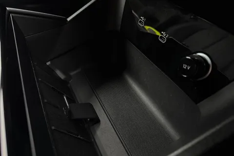 LM25OBD Audi Q6 E-Tron Q6 SUV S line e-tron quattro 285,00 kW Thumbnail #52