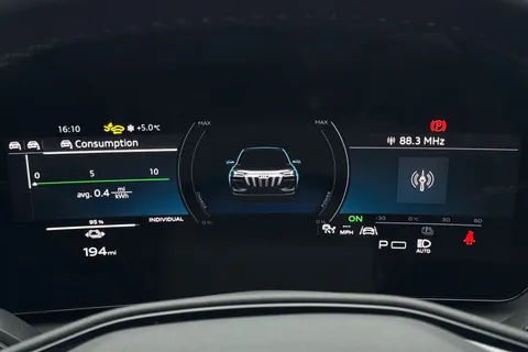 LM25OBD Audi Q6 E-Tron Q6 SUV S line e-tron quattro 285,00 kW Thumbnail #56