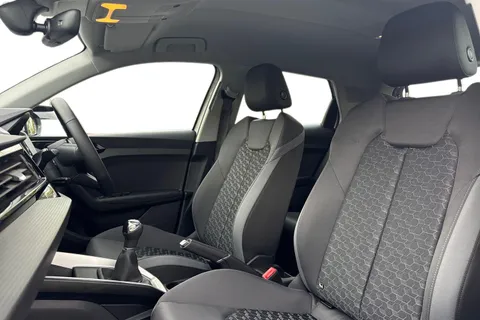 PN75FMM Audi A1 Sport 30 TFSI 116 PS 6-speed Thumbnail #16