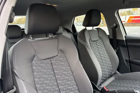 PN75FMM Audi A1 Sport 30 TFSI 116 PS 6-speed Thumbnail #24