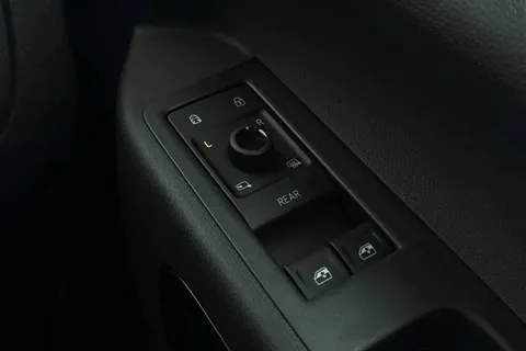 DE75XDG Volkswagen ID. Buzz 250kW GTX Pro 79kWh 5dr 4MOTION Auto Thumbnail #44