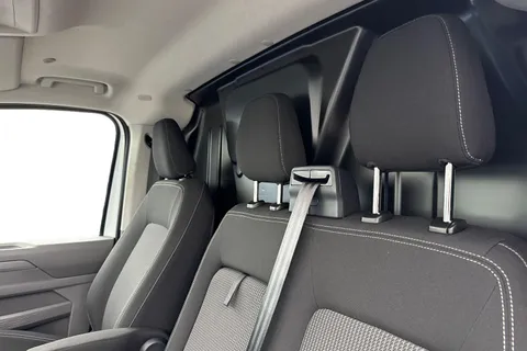 MF75FFM Volkswagen Transporter 2.0 TDI 110 Commerce Plus Van Thumbnail #11
