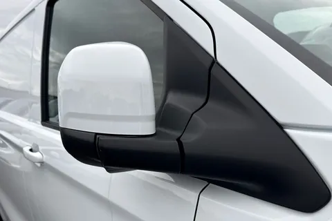 MF75FFM Volkswagen Transporter 2.0 TDI 110 Commerce Plus Van Thumbnail #26