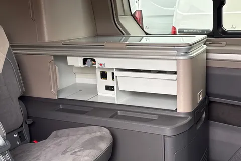 DE25TKD Volkswagen California TDI 7speed DSG Thumbnail #36