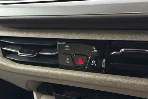 DE25TKD Volkswagen California TDI 7speed DSG Thumbnail #41