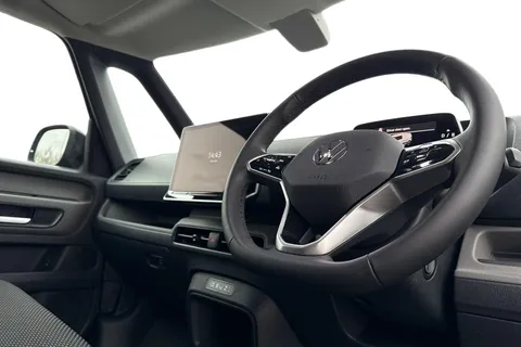 DC75PTU Volkswagen ID. Buzz Cargo Commerce Plus SWB 340 4 Motion PS 79 kWh - 20' Wheels/Del Mileage Thumbnail #14