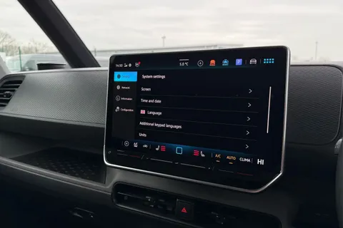 DC75PTU Volkswagen ID. Buzz Cargo Commerce Plus SWB 340 4 Motion PS 79 kWh - 20' Wheels/Del Mileage Thumbnail #52