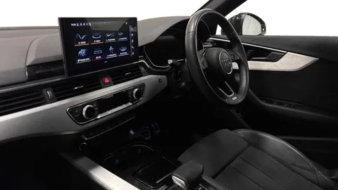 AV72NSJ Audi A4 S line 35 TFSI 150 PS S tronic Thumbnail #6