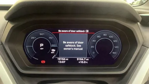 RF72WWM Audi Q4 e-tron Q4 Sport 40 e-tron 150,00 kW Thumbnail #10