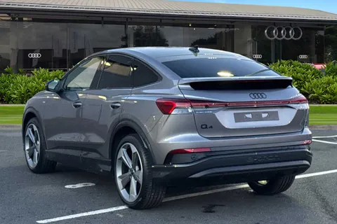 Audi Q4 e-tron 40 Black Edition Sportback Auto 5dr 63kWh Thumbnail #3