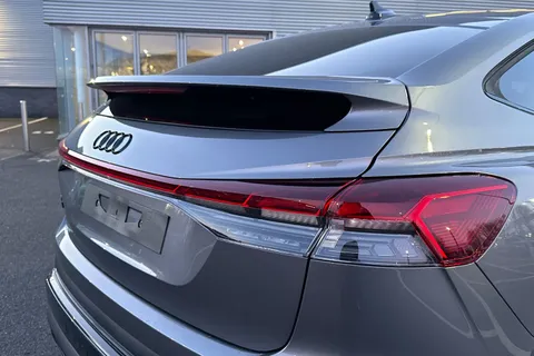 Audi Q4 e-tron 40 Black Edition Sportback Auto 5dr 63kWh Thumbnail #8