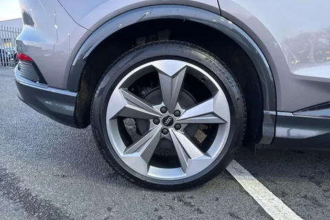 Audi Q4 e-tron 40 Black Edition Sportback Auto 5dr 63kWh Thumbnail #12