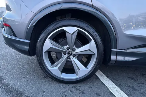 Audi Q4 e-tron 40 Black Edition Sportback Auto 5dr 63kWh Thumbnail #13