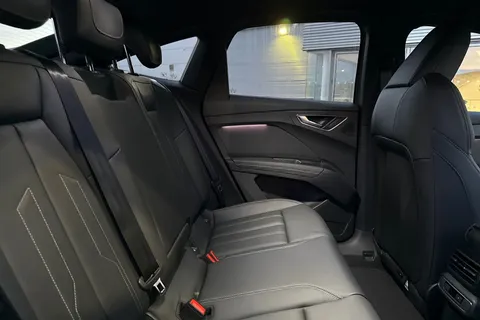 Audi Q4 e-tron 40 Black Edition Sportback Auto 5dr 63kWh Thumbnail #38