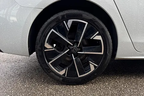 KR73CKJ PEUGEOT 508 1.6 12.4kWh GT Fastback 5dr Petrol Plug-in Hybrid e-EAT Euro 6 (s/s) (180 ps) Thumbnail #11