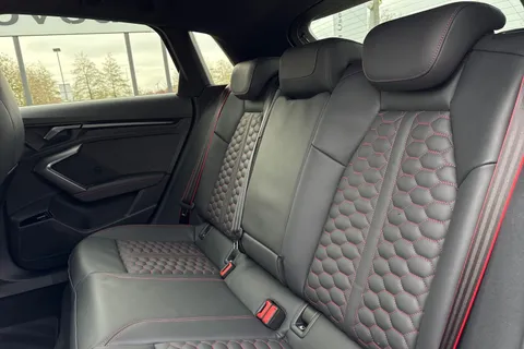  Audi RS 3 2.5 TFSI Carbon Vorsprung Sportback S Tronic quattro Euro 6 (s/s) 5dr Thumbnail #19