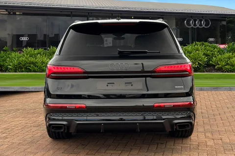  Audi Q7 3.0 TDI V6 Black Edition Tiptronic quattro Euro 6 (s/s) 5dr Thumbnail #5