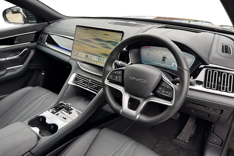 LB25HPX BYD Seal U 1.5 DM-i 26.6kWh Comfort CVT Auto Euro 6 (s/s) 5dr Thumbnail #8