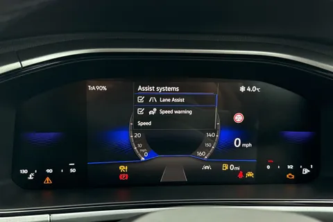 34 of 41 for Volkswagen T-Roc 1.0 TSI Life Euro 6 (s/s) 5dr