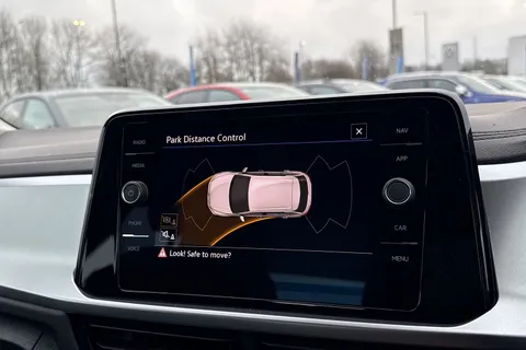 36 of 41 for Volkswagen T-Roc 1.0 TSI Life Euro 6 (s/s) 5dr