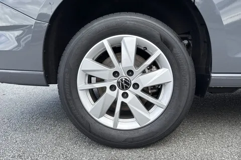 DA25EVV Volkswagen Caddy Maxi 2.0 TDI 122PS Commerce Pro Van DSG [Tech Pack] Thumbnail #12