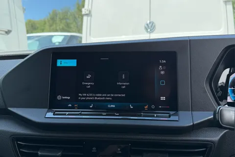 DA25EVV Volkswagen Caddy Maxi 2.0 TDI 122PS Commerce Pro Van DSG [Tech Pack] Thumbnail #37