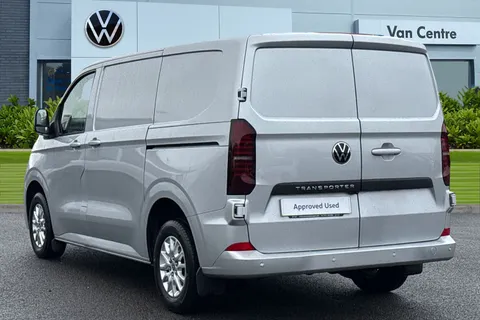 DF25NJU Volkswagen Transporter 2.0 TDI 110 Commerce Pro Van Thumbnail #3