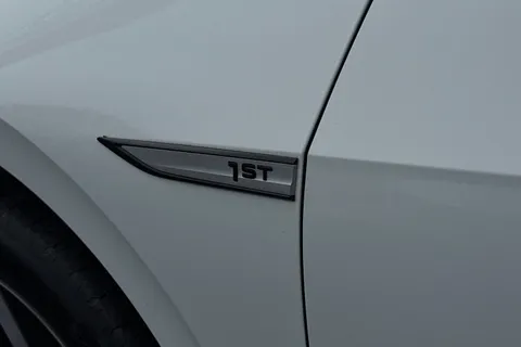 YX70ZDO Volkswagen ID.3 150kW 1ST Edition Pro Power 58kWh 5dr Auto Thumbnail #27