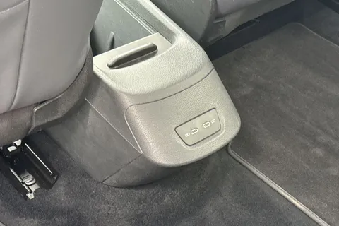 YX70ZDO Volkswagen ID.3 150kW 1ST Edition Pro Power 58kWh 5dr Auto Thumbnail #29