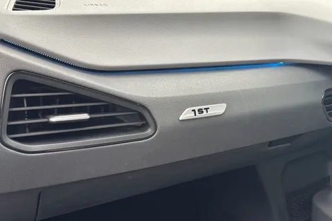 YX70ZDO Volkswagen ID.3 150kW 1ST Edition Pro Power 58kWh 5dr Auto Thumbnail #30