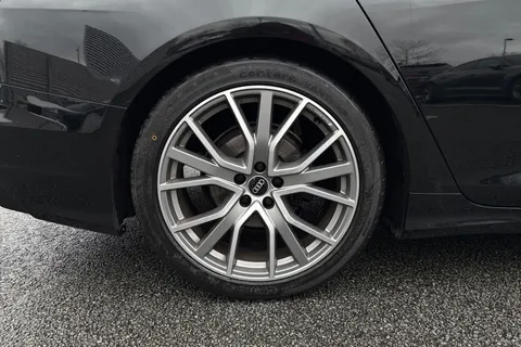 BU71YWV Audi A6 Avant Avant Black Edition 40 TDI  204 PS S tronic Thumbnail #12