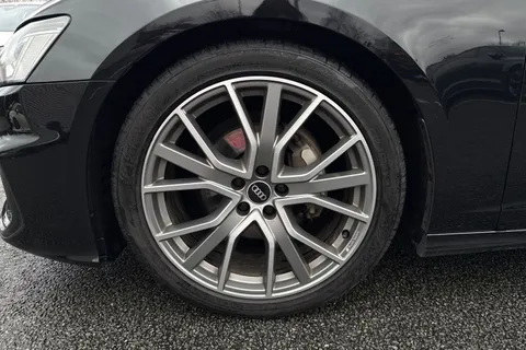 BU71YWV Audi A6 Avant Avant Black Edition 40 TDI  204 PS S tronic Thumbnail #14