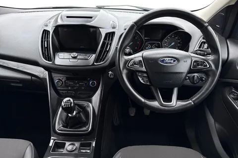 BJ68JOH Ford Kuga 2.0 TDCi Titanium AWD Euro 6 (s/s) 5dr Thumbnail #18