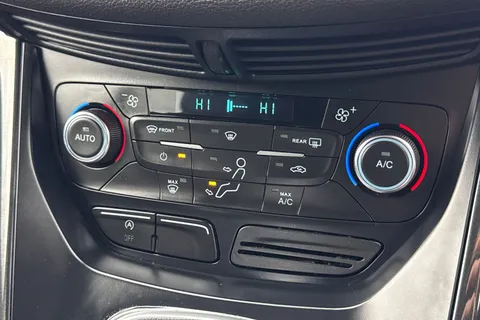 BJ68JOH Ford Kuga 2.0 TDCi Titanium AWD Euro 6 (s/s) 5dr Thumbnail #22