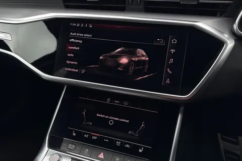 BU71YWV Audi A6 Avant Avant Black Edition 40 TDI  204 PS S tronic Thumbnail #29