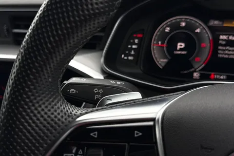 BU71YWV Audi A6 Avant Avant Black Edition 40 TDI  204 PS S tronic Thumbnail #44