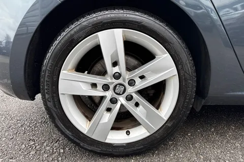 KP69ENO SEAT Leon 2.0 TSI FR DSG Euro 6 (s/s) 5dr Thumbnail #13