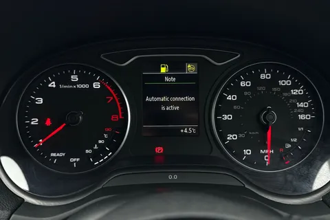 PK22AZN Audi Q2 Technik 30 TFSI 110 PS 6-speed Thumbnail #56