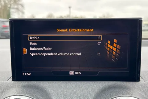 PK22AZN Audi Q2 Technik 30 TFSI 110 PS 6-speed Thumbnail #60