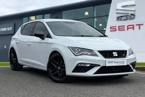 YC20FSE SEAT Leon 1.5 TSI EVO FR Black Edition Euro 6 (s/s) 5dr Thumbnail #2