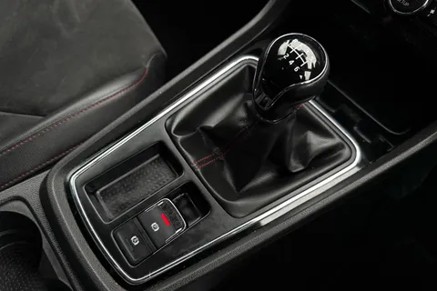 YC20FSE SEAT Leon 1.5 TSI EVO FR Black Edition Euro 6 (s/s) 5dr Thumbnail #24