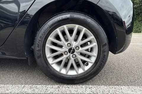 CX23NLV Kia Rio 1.0 T-GDi 2 Hatchback 5dr Petrol Manual Euro 6 (s/s) (99 bhp) Thumbnail #13