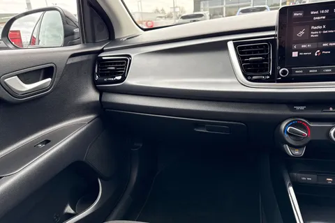 CX23NLV Kia Rio 1.0 T-GDi 2 Hatchback 5dr Petrol Manual Euro 6 (s/s) (99 bhp) Thumbnail #21